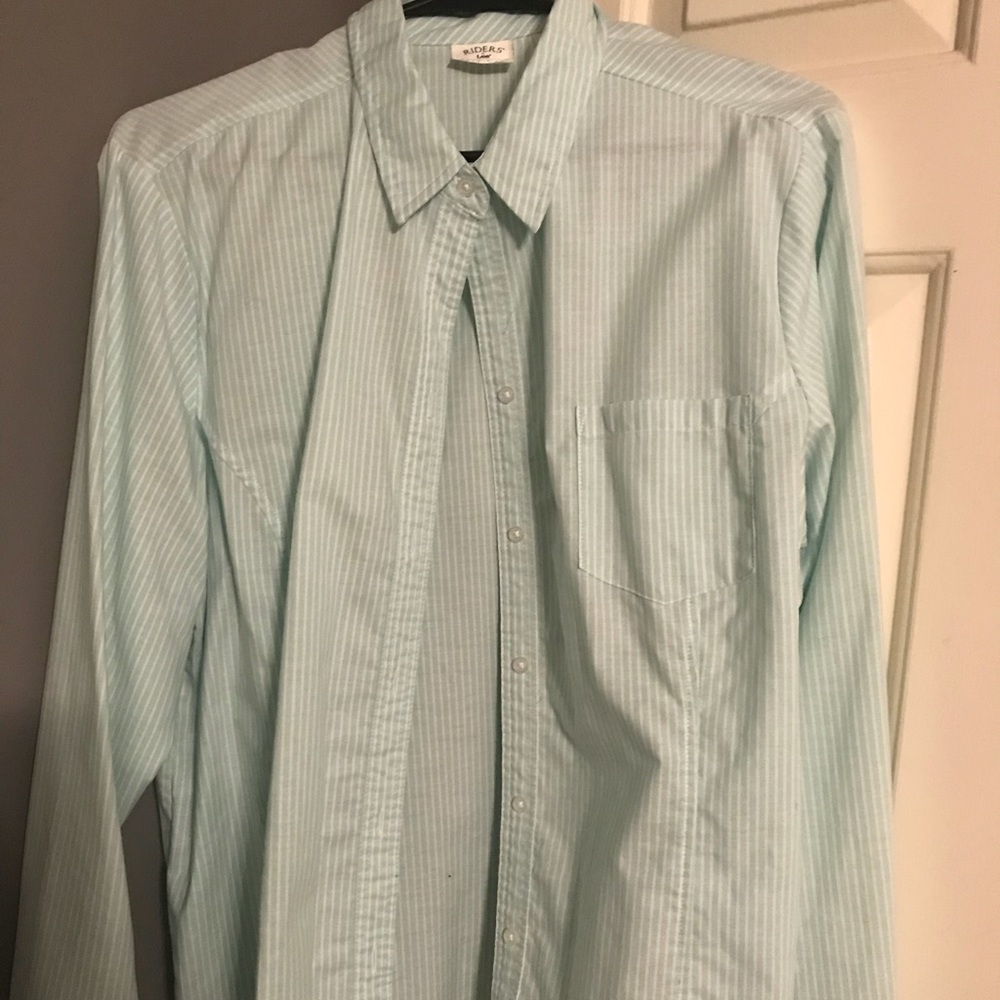 Green and white long sleeve shirt